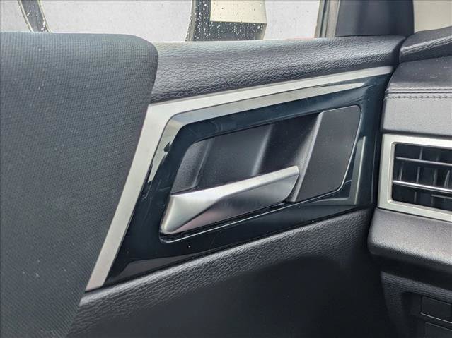 Used 2022 Mitsubishi Outlander ES AWD/4WD image 5