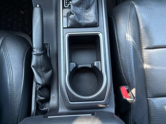 Used 2021 Toyota Tacoma TRD Sport AWD/4WD image 32