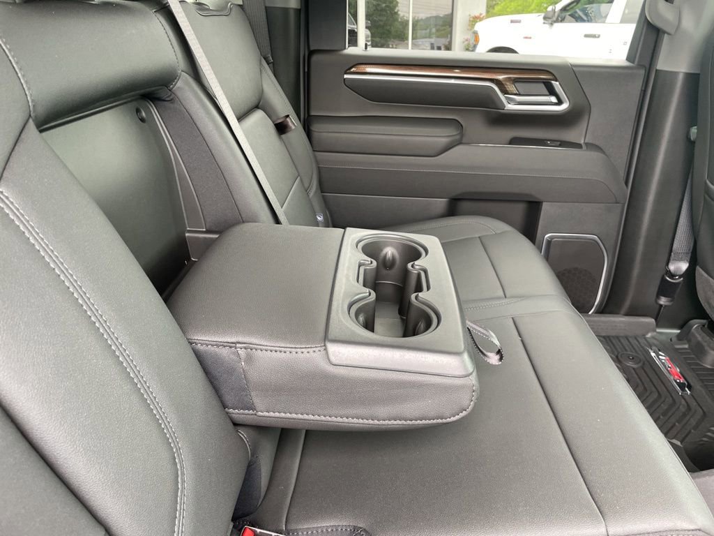 New 2026 Chevrolet Silverado 2500 LT w/ All Star Edition AWD/4WD image 32