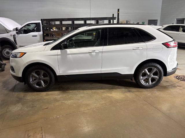Certified 2023 Ford Edge SEL w/ Sport Appearance Package image 3