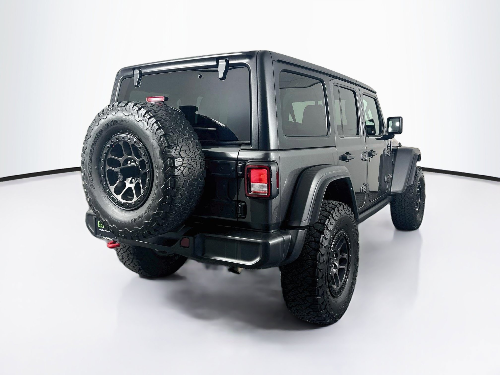 Used 2021 Jeep Wrangler Unlimited Rubicon w/ Xtreme Recon 35" Tire Package AWD/4WD image 9