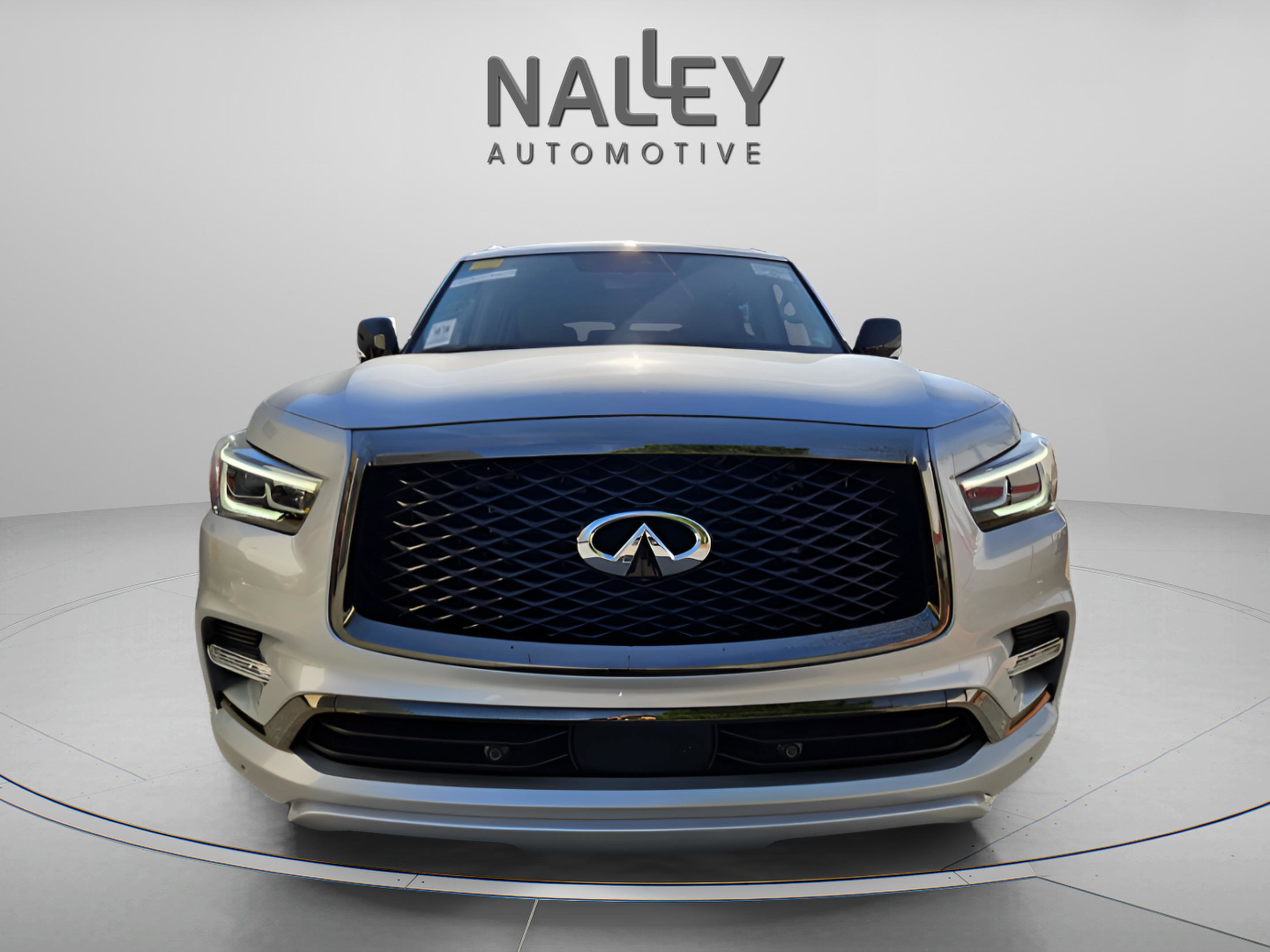 Used 2023 INFINITI QX80 Premium Select w/ All-Season Package image 8