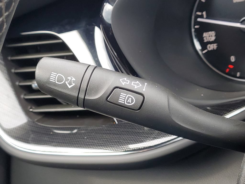 Used 2022 Buick Envision Preferred FWD image 20