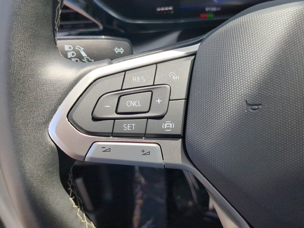 Certified 2023 Volkswagen Taos S FWD image 24