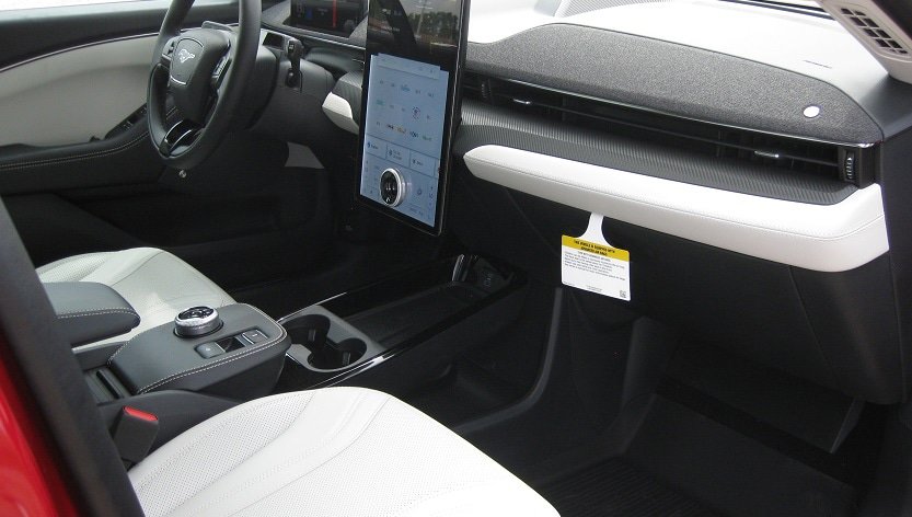 Used 2023 Ford Mustang Mach-E Premium AWD/4WD image 19