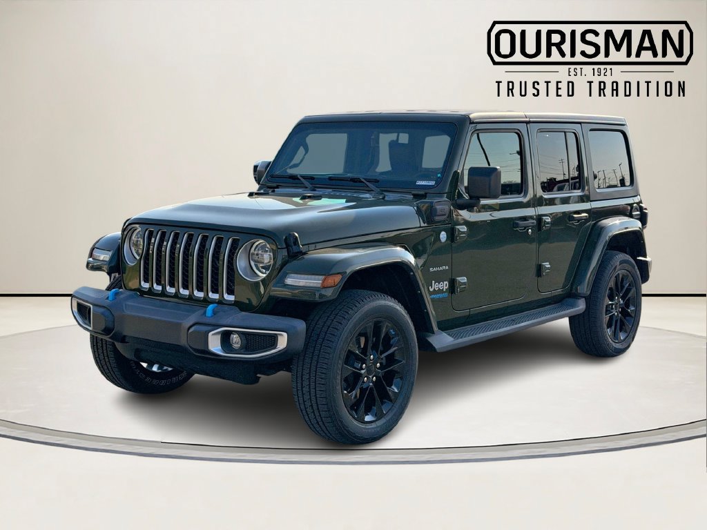 Used 2022 Jeep Wrangler Unlimited Sahara AWD/4WD image 5