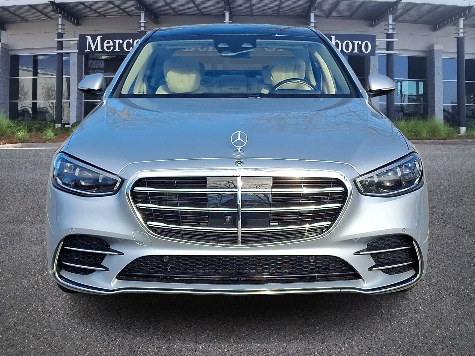 Certified 2025 Mercedes-Benz S 580 4MATIC Sedan image 2