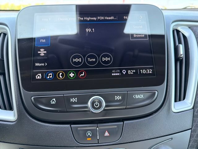 Used 2023 Chevrolet Malibu LT FWD image 16