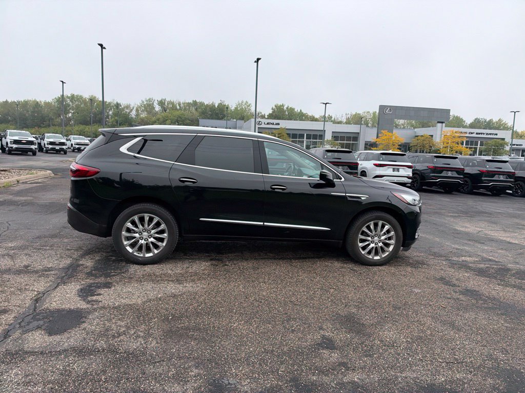 Used 2018 Buick Enclave Premium w/ Experience Buick Package AWD/4WD image 27