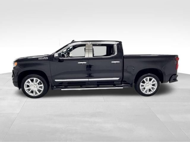 Certified 2023 Chevrolet Silverado 1500 High Country w/ High Country Premium Package AWD/4WD image 3