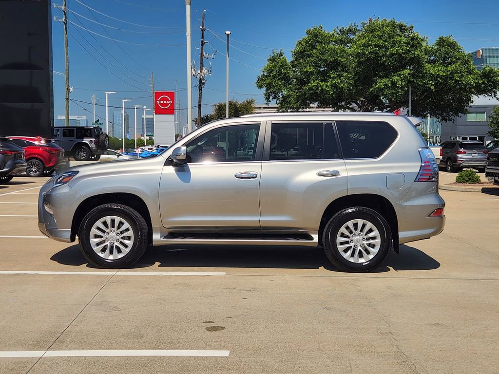 Used 2021 Lexus GX 460 Premium w/ Premium Package AWD/4WD image 4