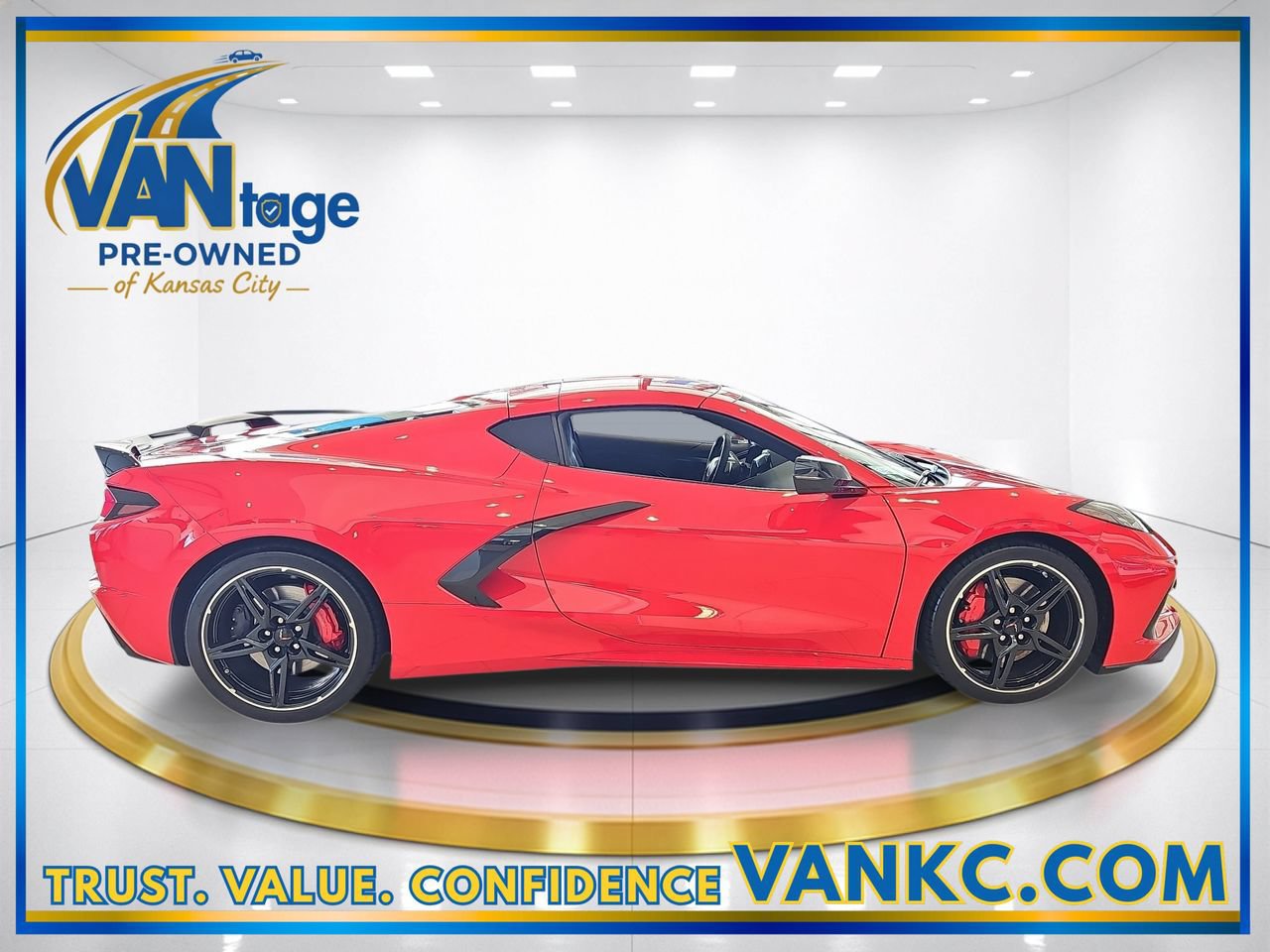 Used 2024 Chevrolet Corvette Stingray Preferred Cpe w/ Z51 Performance Package RWD image 5