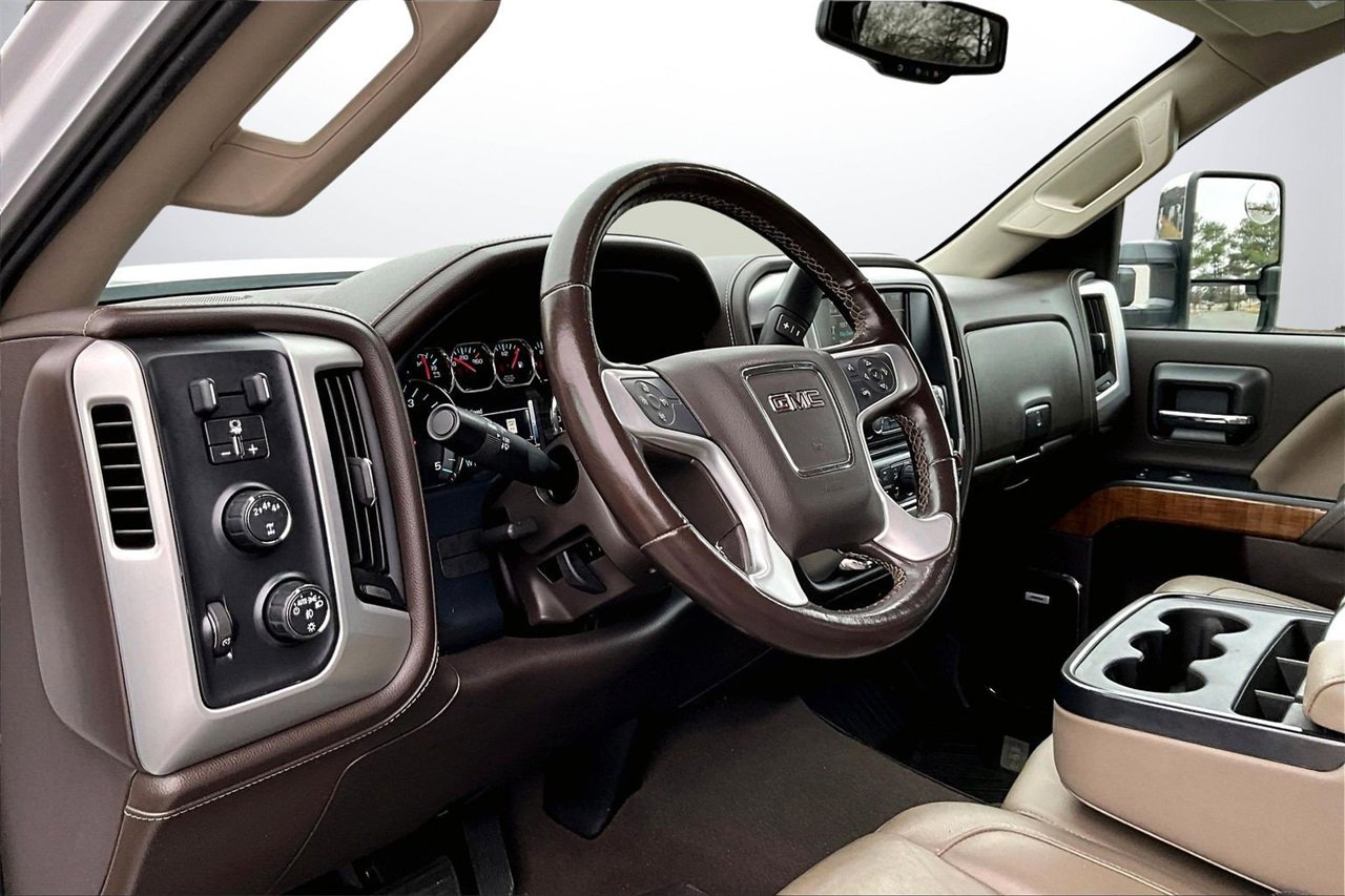 Used 2019 GMC Sierra 3500 SLT w/ Duramax Plus Package image 17