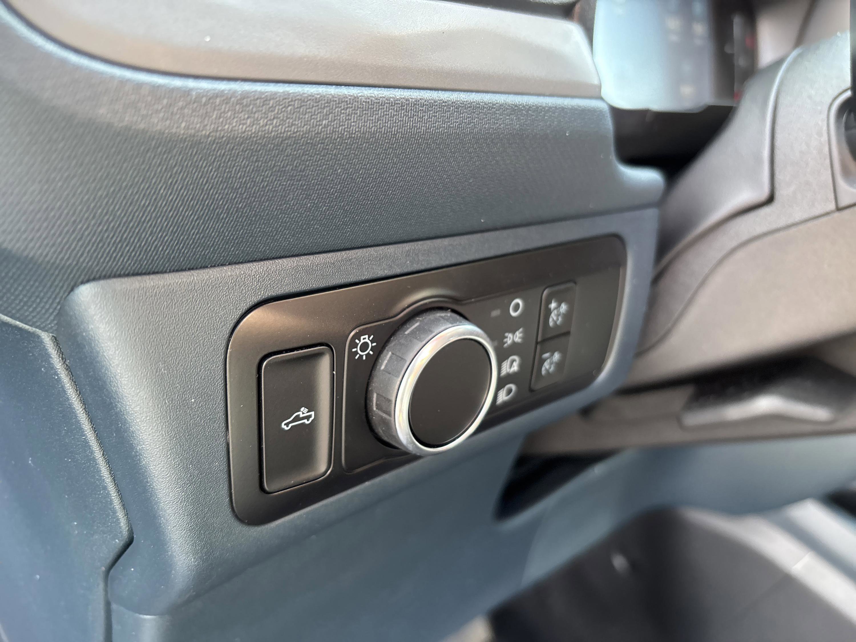 Used 2025 Ford Maverick Tremor AWD/4WD image 18