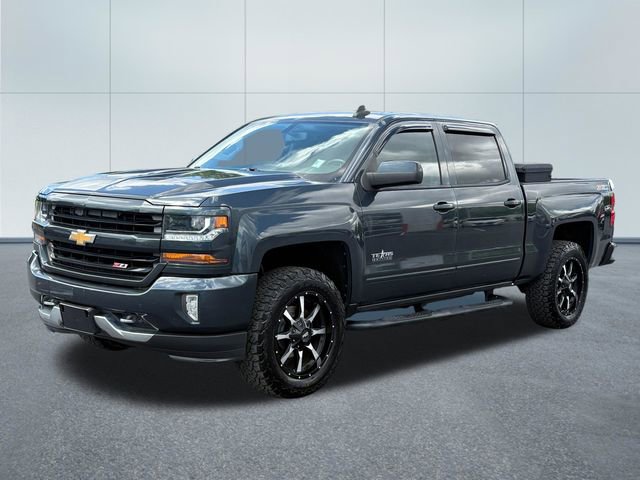 Used 2017 Chevrolet Silverado 1500 LT w/ Texas Edition AWD/4WD image 6