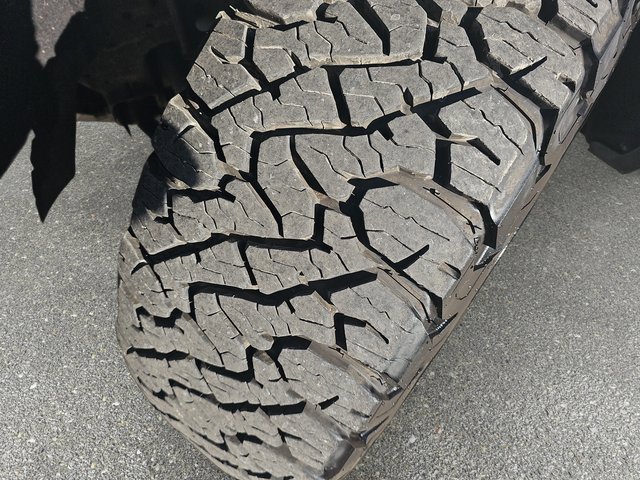 Used 2021 Chevrolet Tahoe Z71 image 34