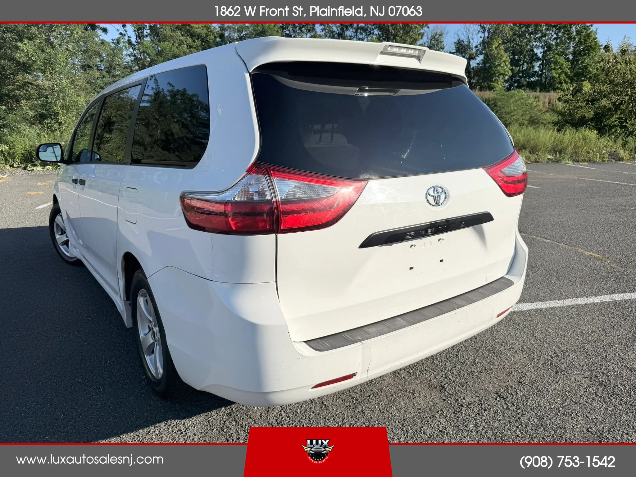 Used 2020 Toyota Sienna L FWD image 19
