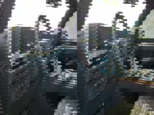 Certified 2025 Cadillac Escalade Sport Platinum image 10