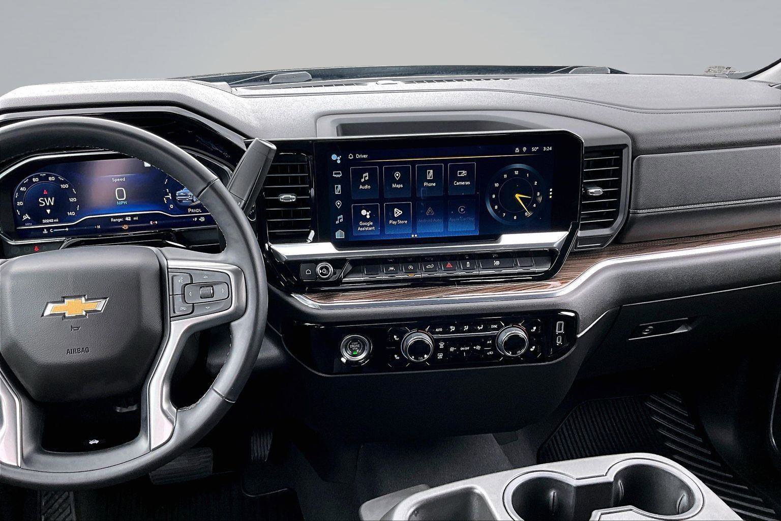 Used 2023 Chevrolet Silverado 1500 LT AWD/4WD image 7