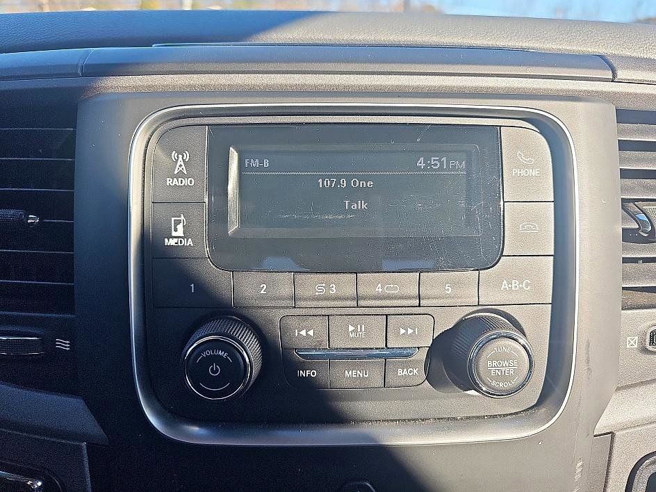 Used 2017 RAM 1500 Express image 24