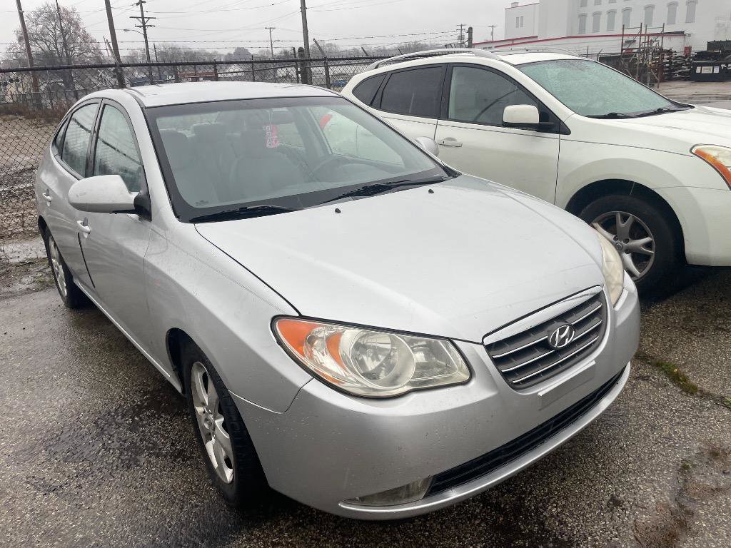 Used 2008 Hyundai Elantra GLS image 2