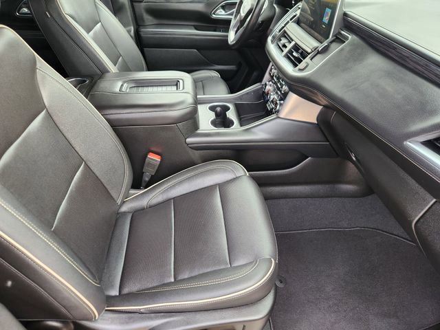 Used 2022 GMC Yukon XL SLT w/ SLT Premium Package AWD/4WD image 13