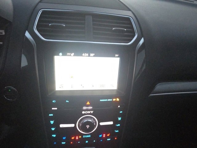 Certified 2018 Ford Explorer Sport w/ Equipment Group 401A image 23