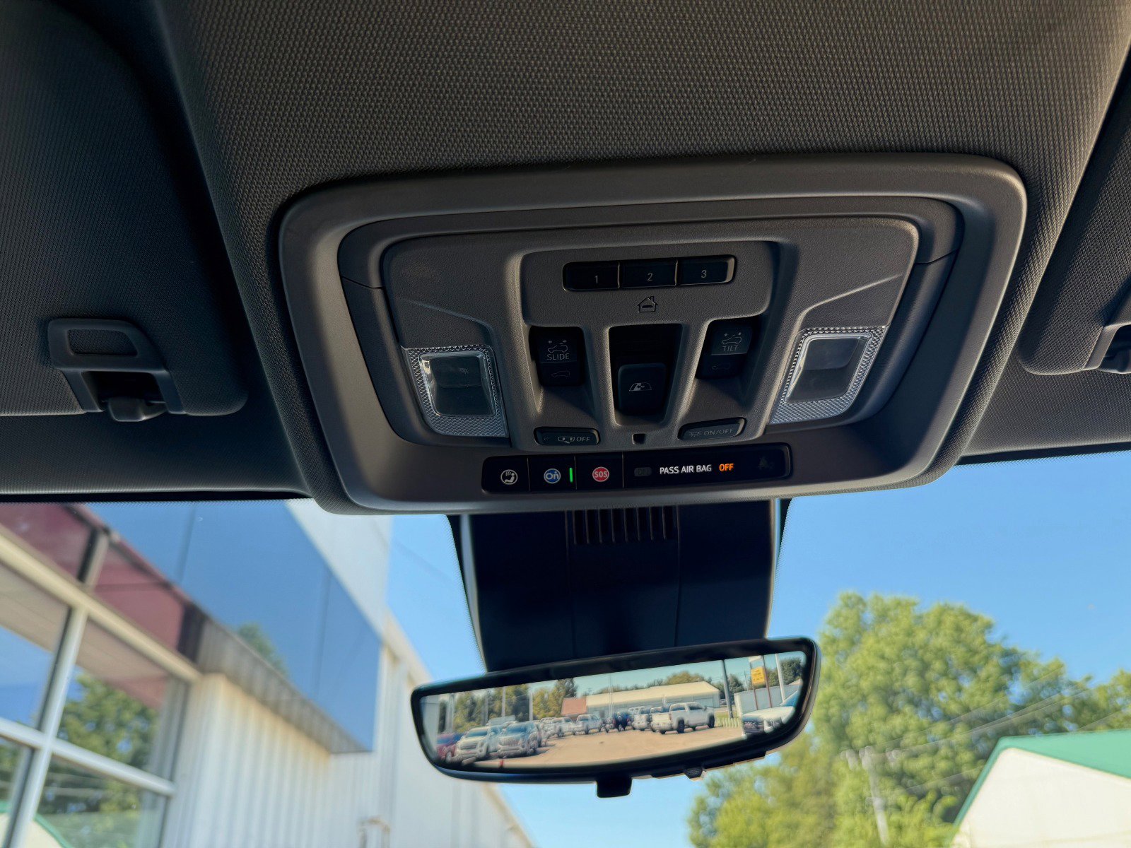 Certified 2024 GMC Sierra 1500 Denali image 33