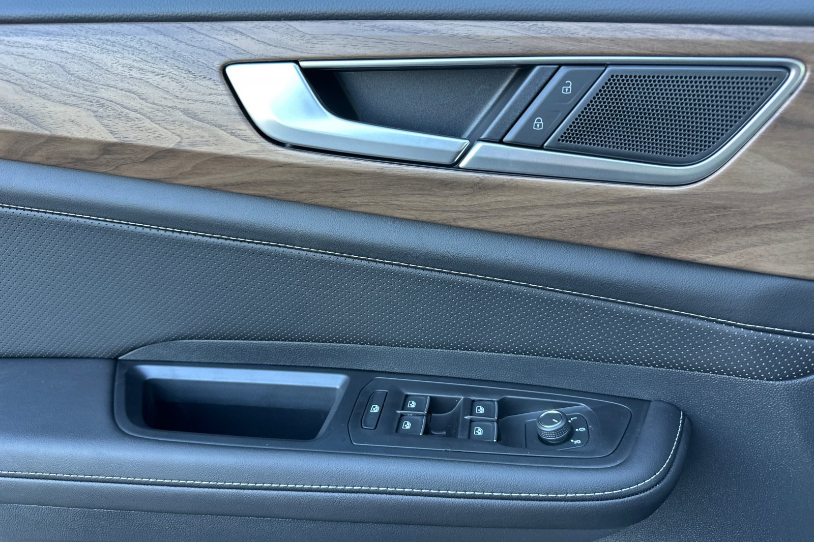 New 2026 Volkswagen Atlas SE AWD/4WD image 11