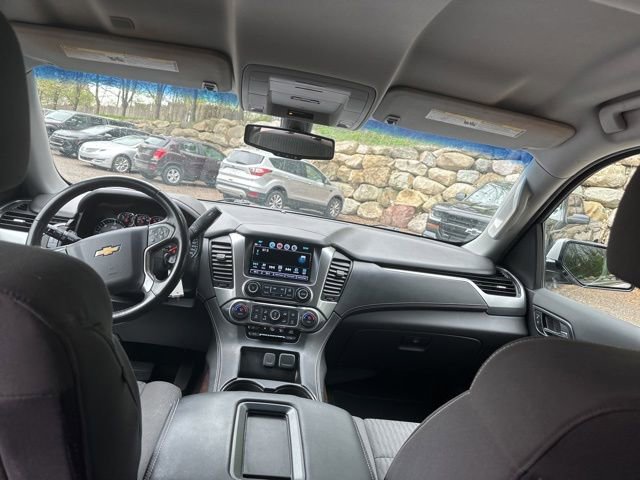Used 2019 Chevrolet Tahoe LS AWD/4WD image 25