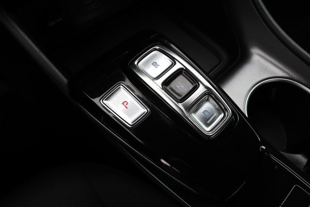 Used 2020 Hyundai Sonata SE FWD image 17