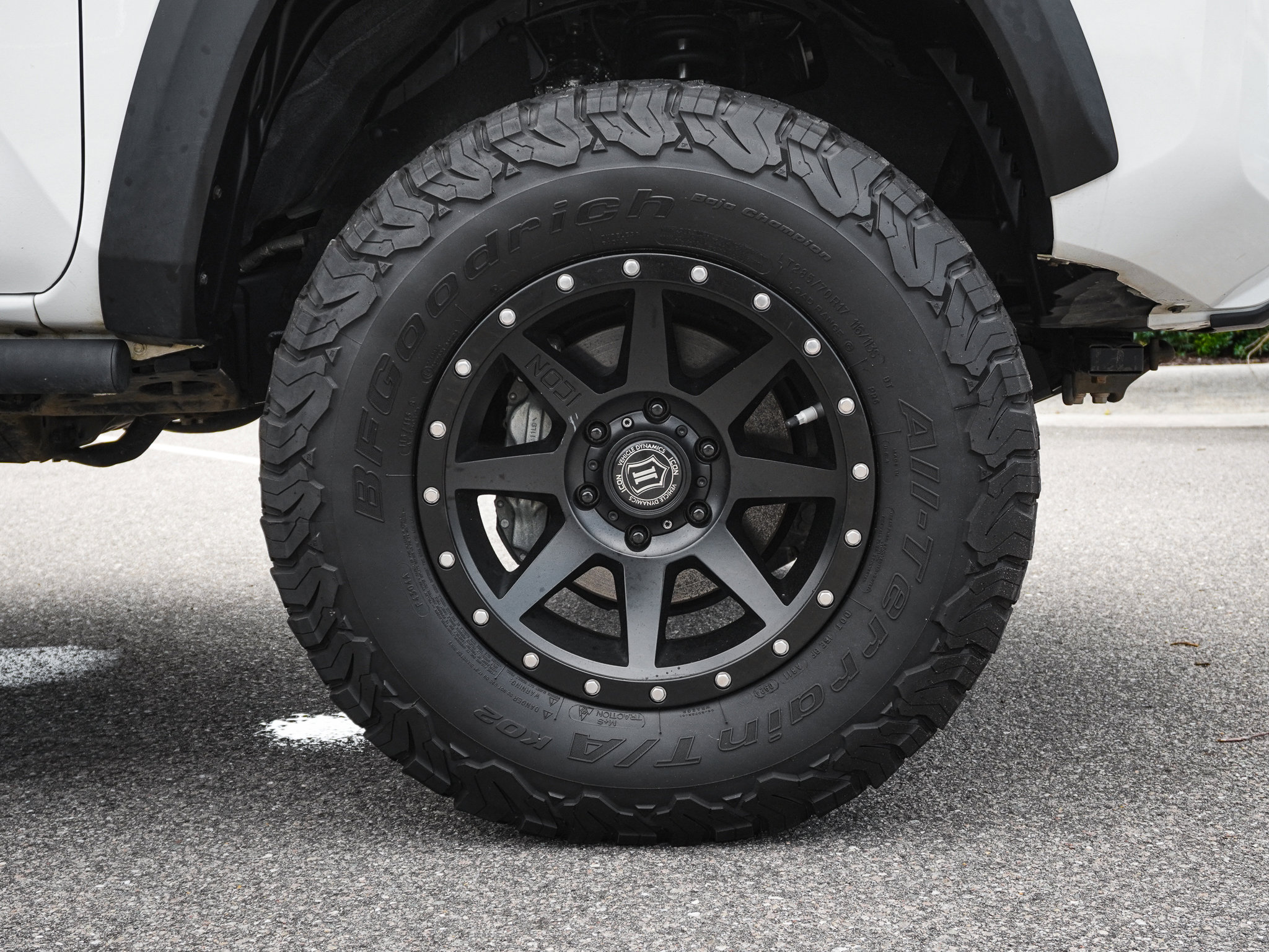 Used 2020 Toyota Tacoma TRD Off-Road AWD/4WD image 13