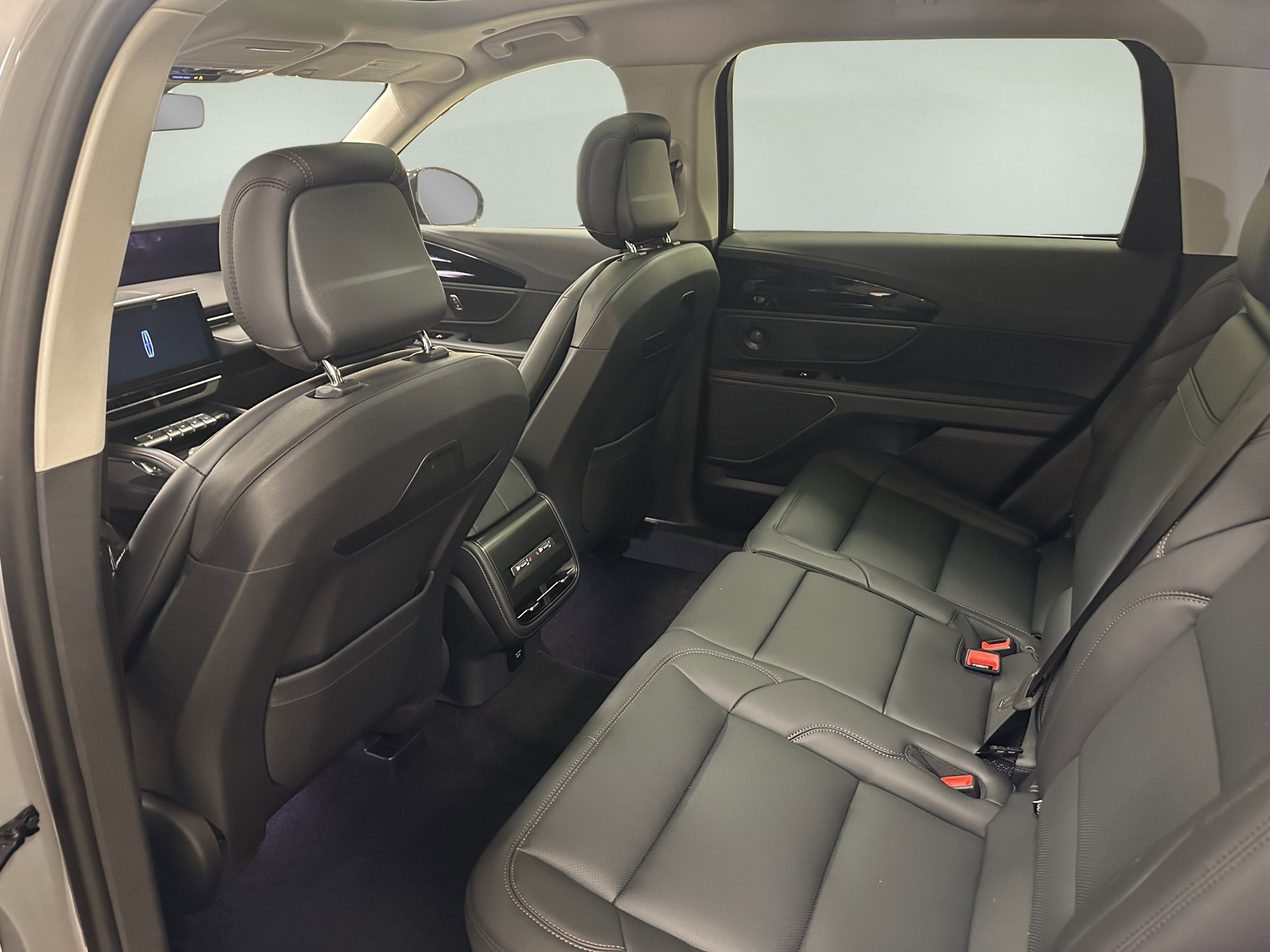 New 2026 Lincoln Nautilus Premier w/ Equipment Group 102A image 10