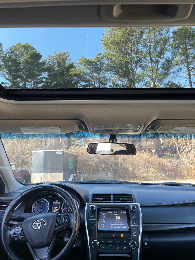 Used 2017 Toyota Camry LE image 13