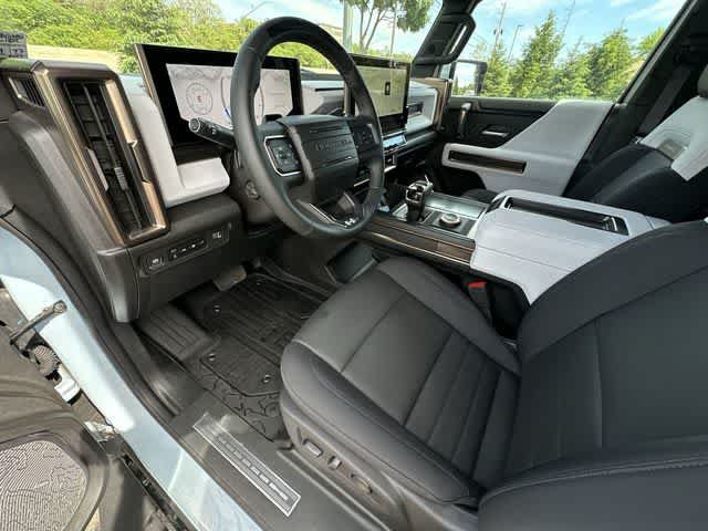 Used 2024 GMC Hummer EV 2X AWD/4WD image 16