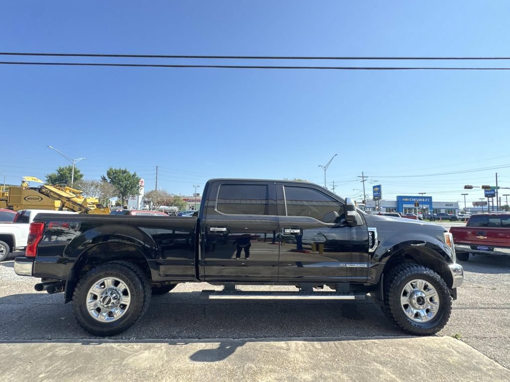 Used 2017 Ford F350 Lariat w/ Lariat Ultimate Package AWD/4WD image 10