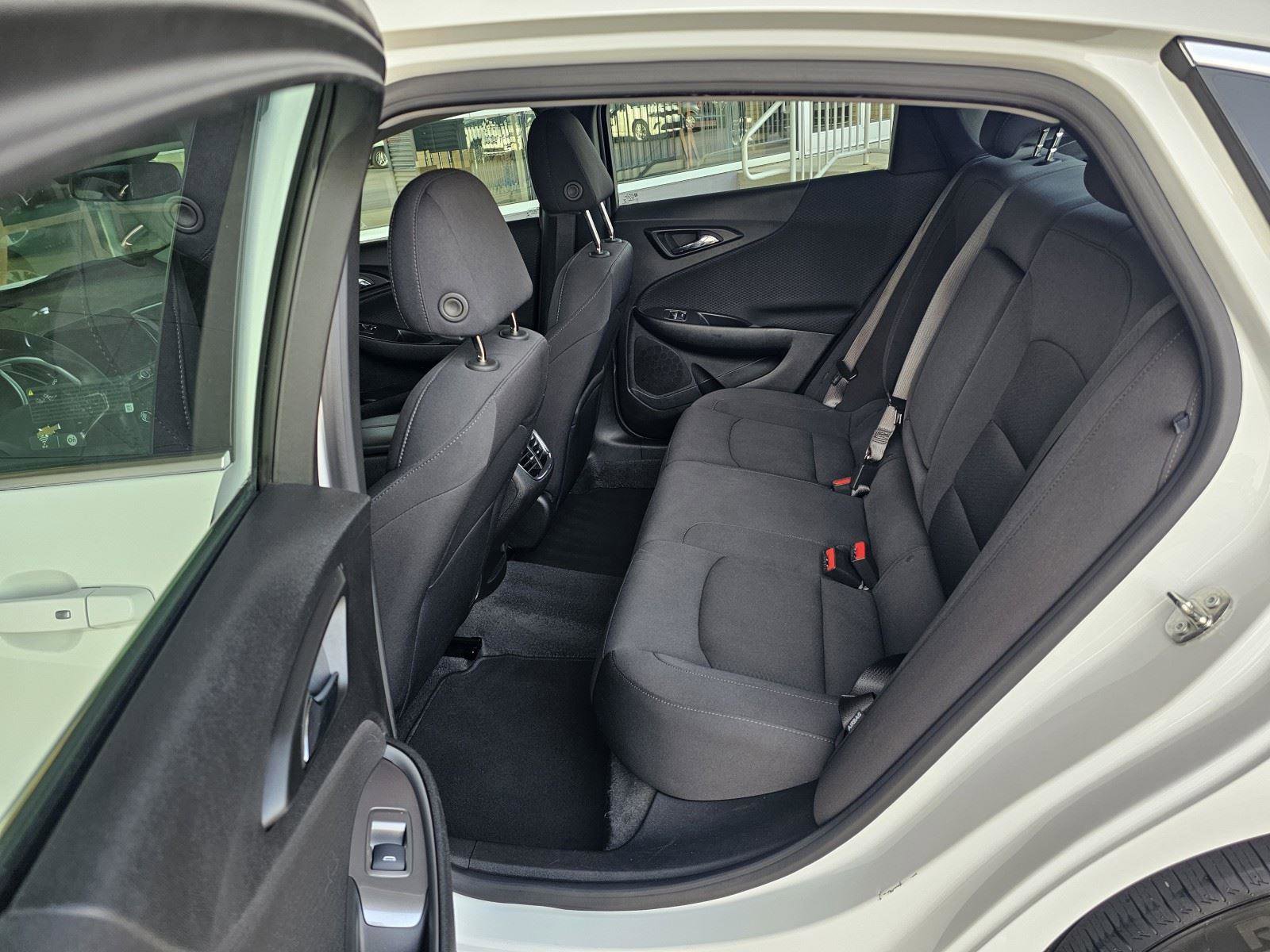 Used 2024 Chevrolet Malibu LT image 17