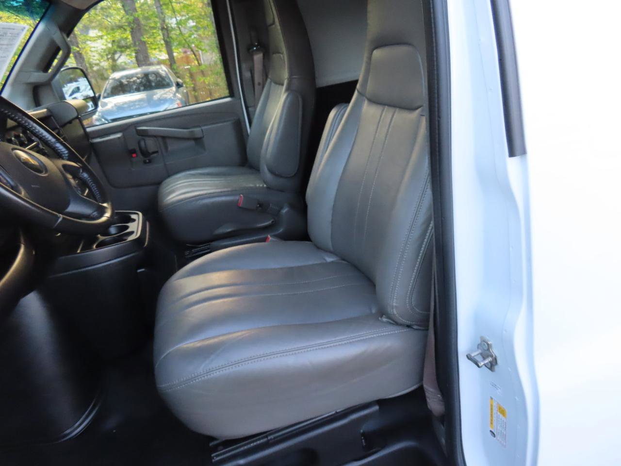 Used 2023 Chevrolet Express 2500 Extended w/ Driver Convenience Package RWD image 7
