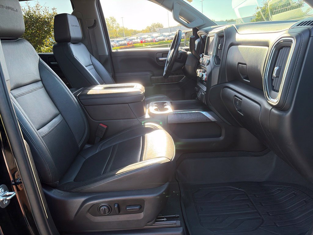 Used 2021 GMC Sierra 1500 Denali w/ Denali Ultimate Package AWD/4WD image 31