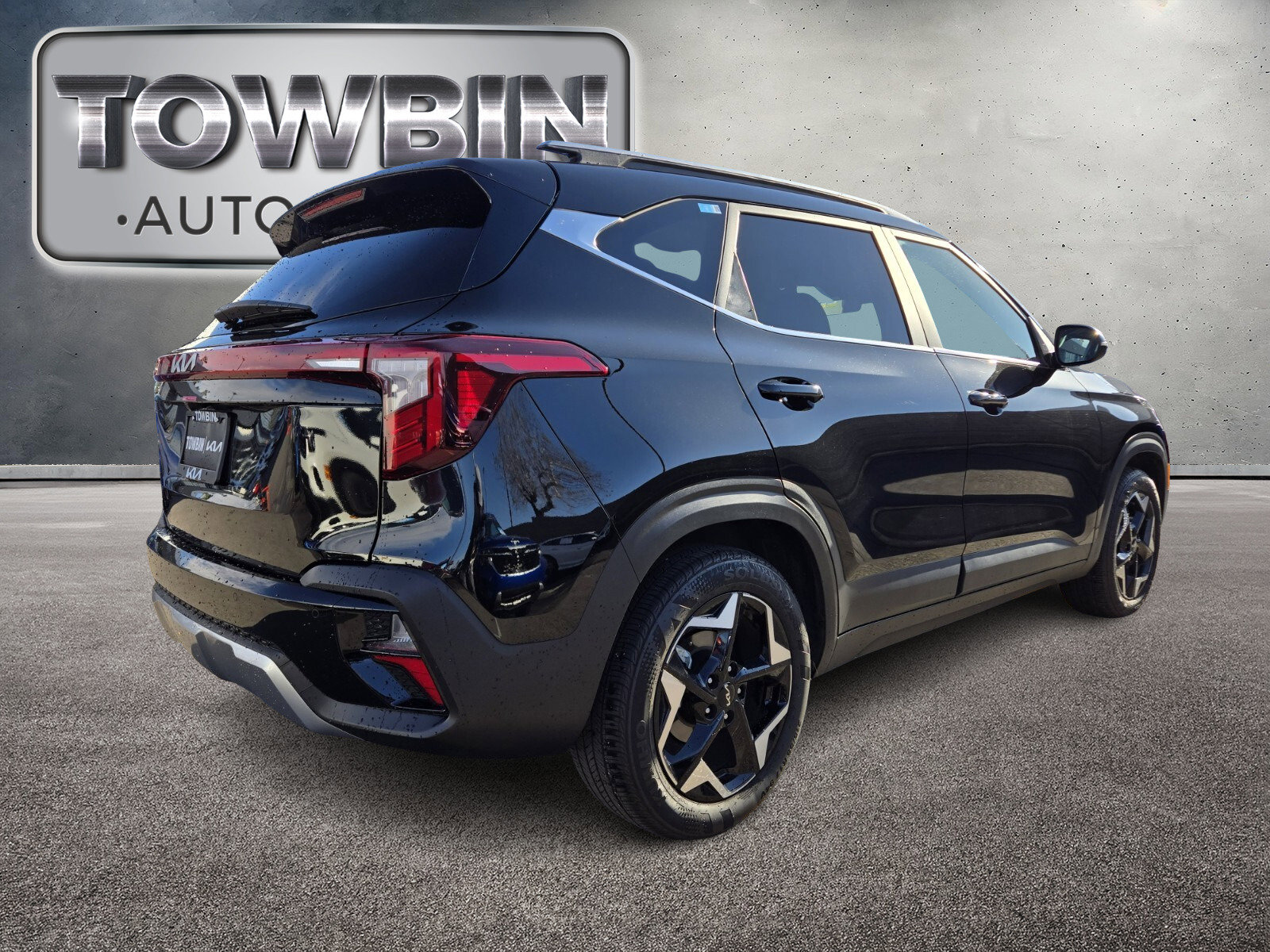 Certified 2025 Kia Seltos EX w/ EX Sunroof Package image 5