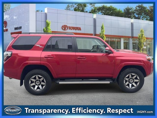 Used 2023 Toyota 4Runner TRD Off-Road Premium w/ Moonroof Package AWD/4WD image 5