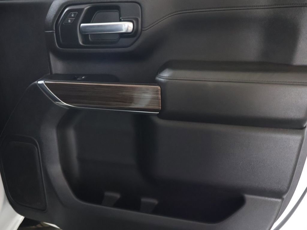 Used 2023 Chevrolet Silverado 2500 LT w/ Convenience Package image 11