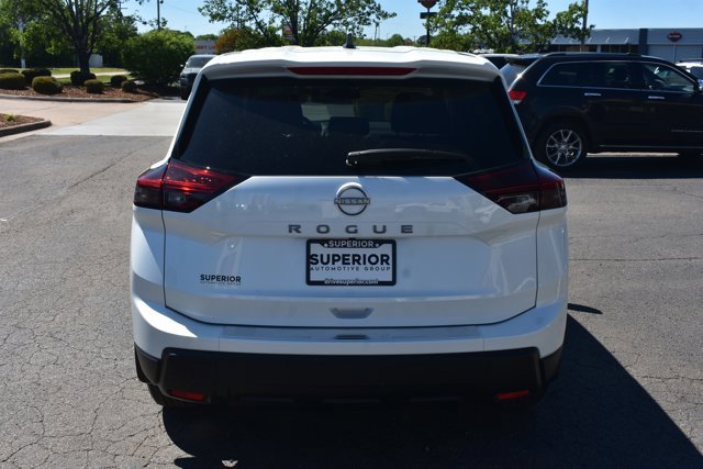 New 2026 Nissan Rogue SV FWD image 6