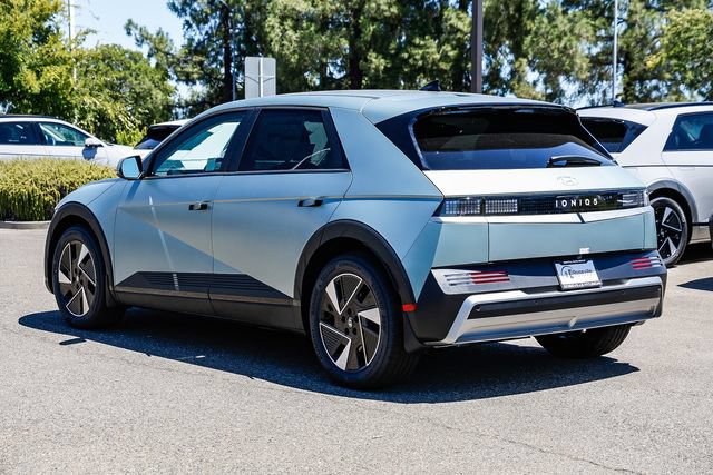 New 2026 Hyundai Ioniq 5 SEL RWD image 2