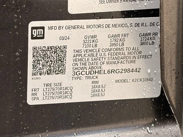 Used 2024 Chevrolet Silverado 1500 ZR2 w/ Technology Package AWD/4WD image 35