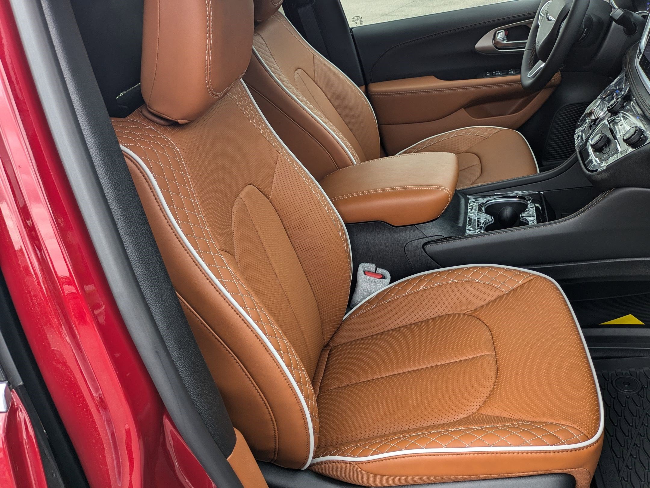 New 2026 Chrysler Pacifica Pinnacle image 31