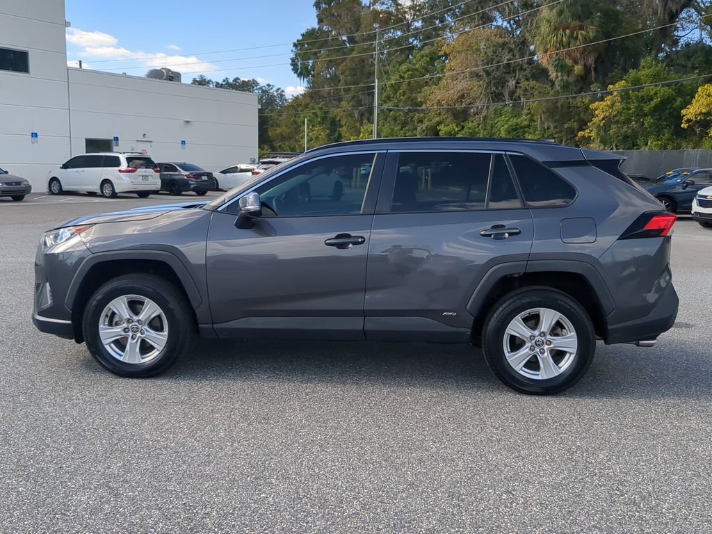 Used 2021 Toyota RAV4 XLE w/ Convenience Package image 16