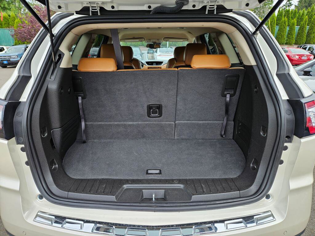 Used 2014 Chevrolet Traverse LTZ AWD/4WD image 11