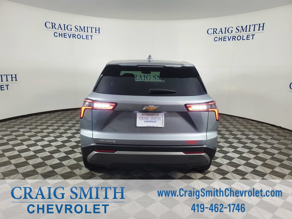 Used 2025 Chevrolet Equinox LT FWD image 4