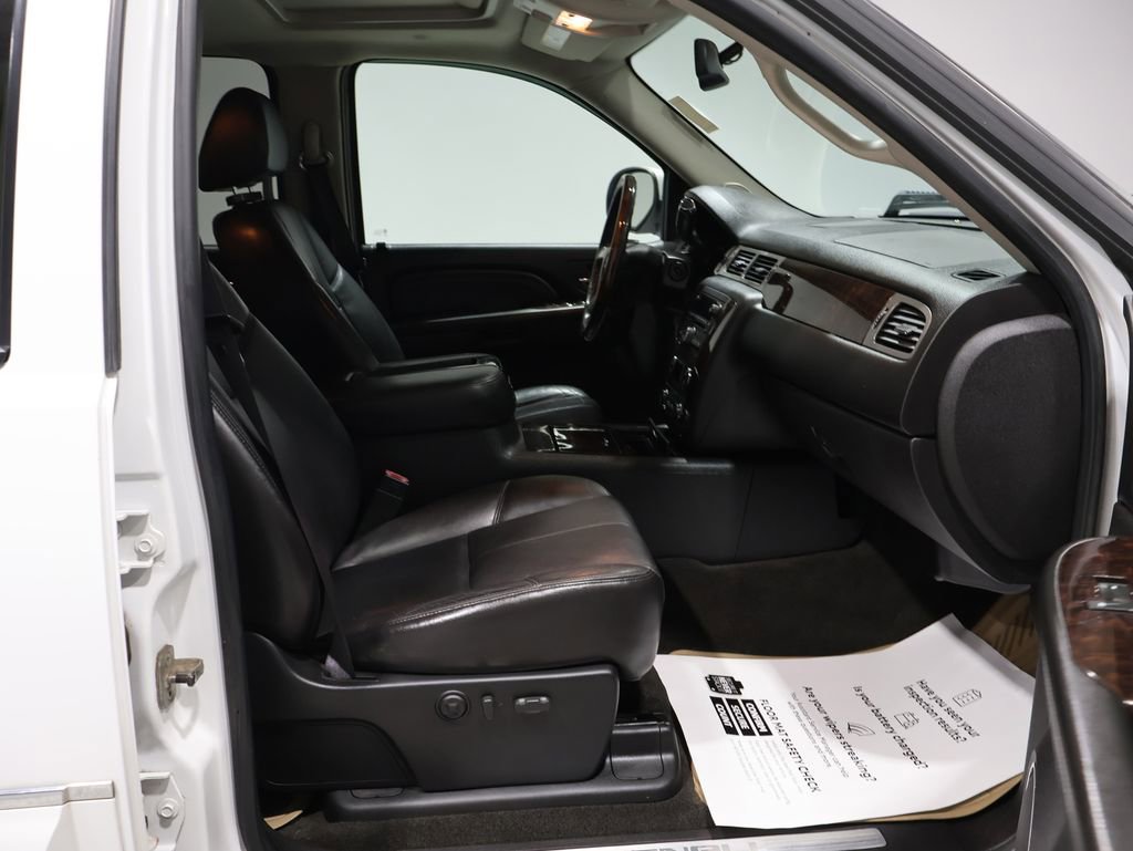 Used 2009 GMC Sierra 1500 Denali image 4